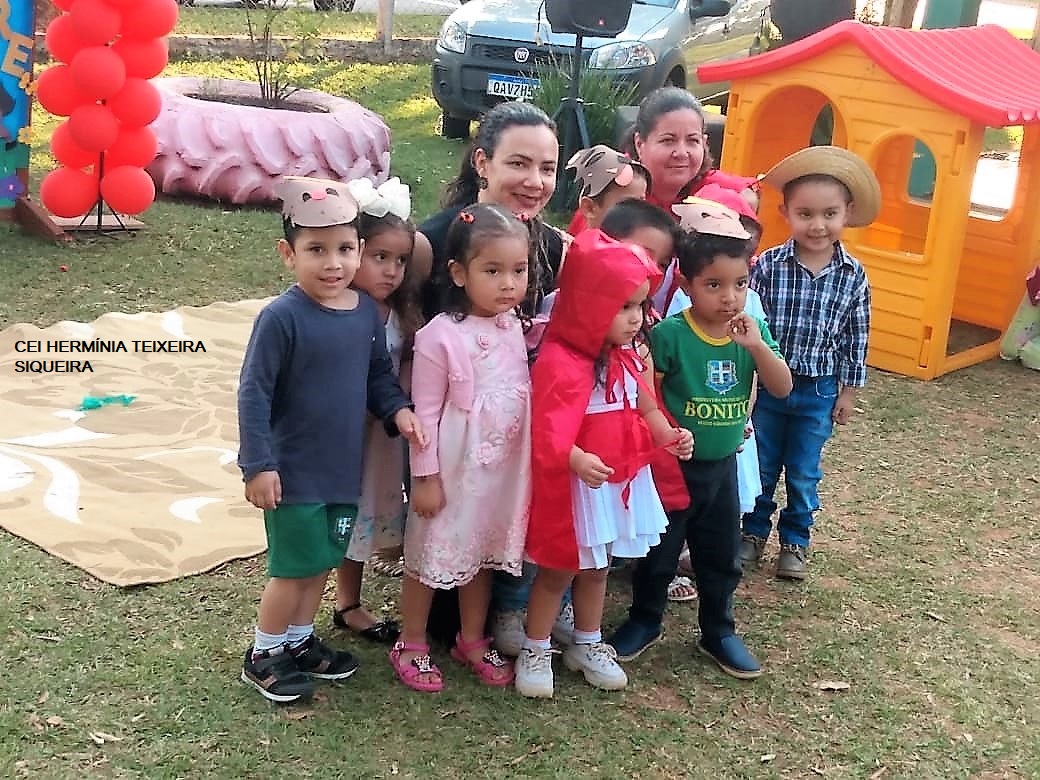 Centros de Educação Infantil desenvolvem Projeto Feira Literária e Folclore