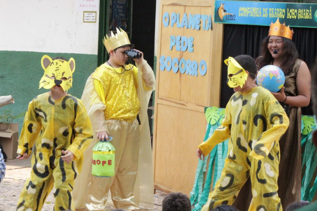 Instituto Mirim Ambiental exibe teatro de fantoches nas escolas municipais de Bonito