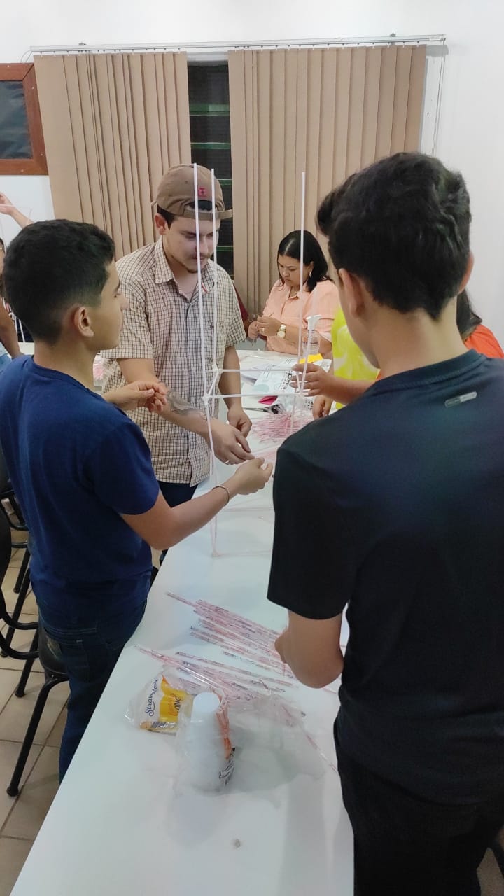Programa de Qualificação para o Turismo capacita 25 pessoas em curso de Qualidade no Atendimento Programa de Qualificação para o Turismo capacita 25 pessoas em curso de Qualidade no Atendimento