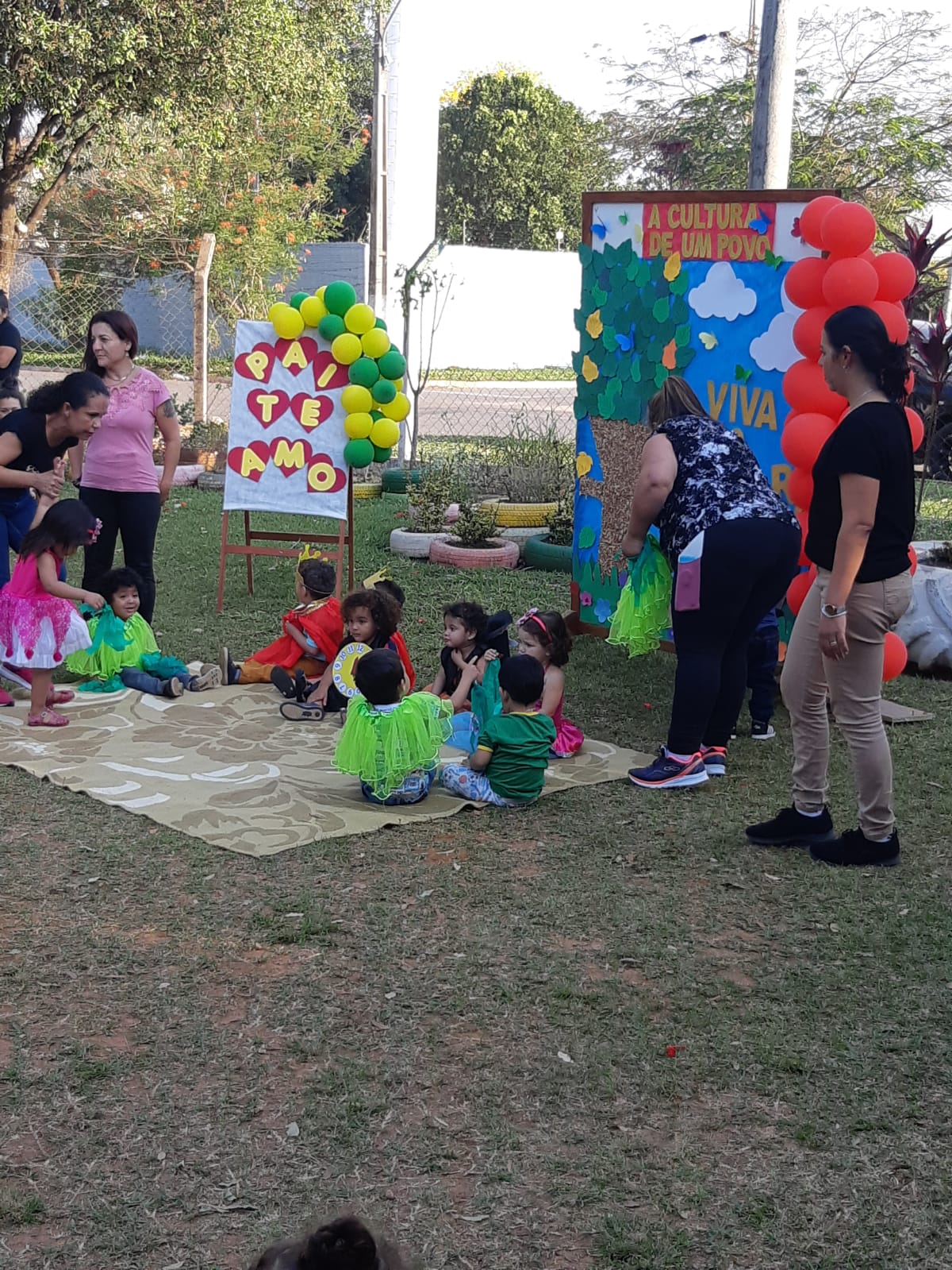 Centros de Educação Infantil desenvolvem Projeto Feira Literária e Folclore
