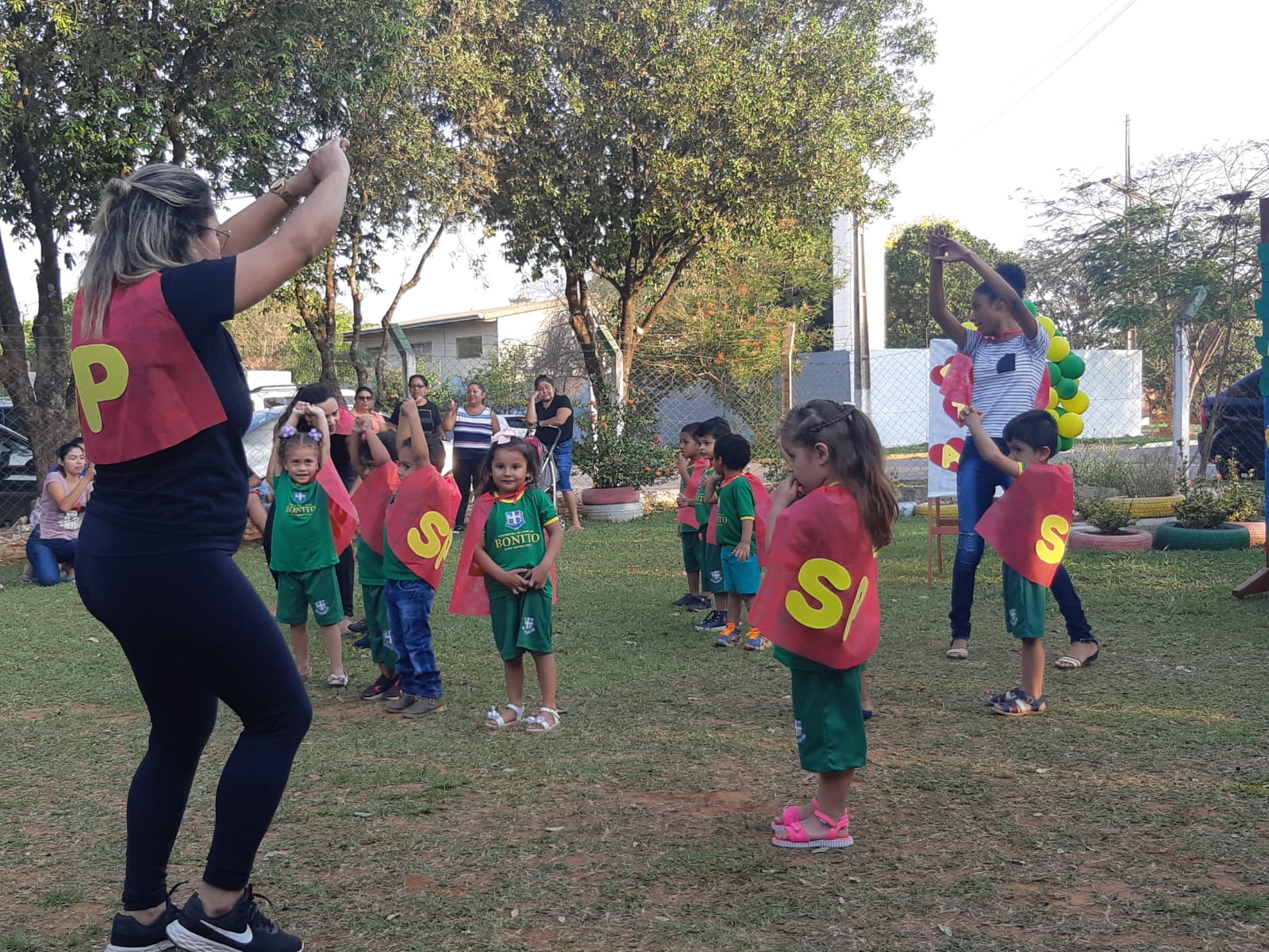 Centros de Educação Infantil desenvolvem Projeto Feira Literária e Folclore