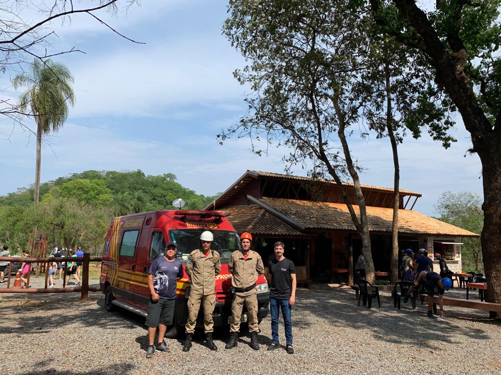Guias e colaboradores da Gruta do Lago Azul recebem treinamento do Plano de Atendimento e Emergência