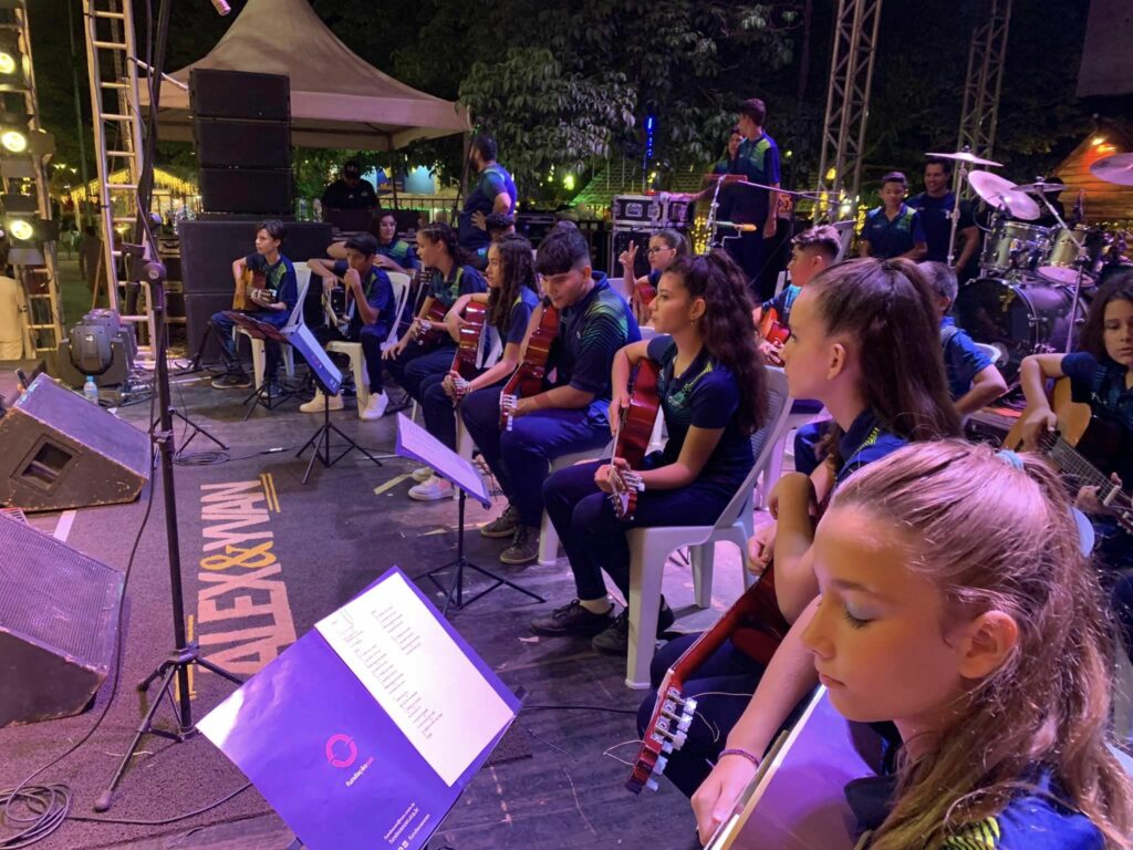 Festival da Guavira movimenta cidade e atrai cerca de 4 mil pessoas para a Praça da Liberdade