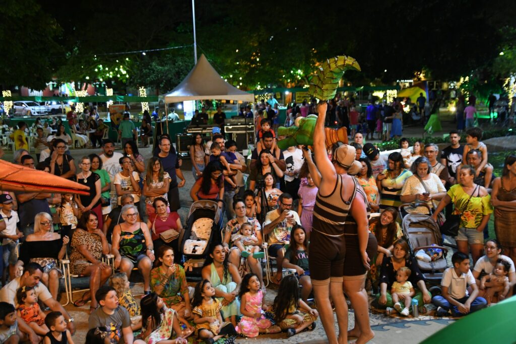 Festival da Guavira movimenta cidade e atrai cerca de 4 mil pessoas para a Praça da Liberdade
