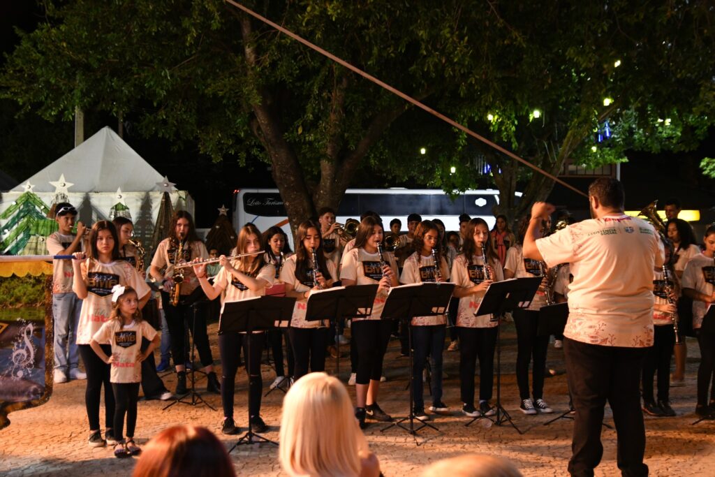 Festival da Guavira movimenta cidade e atrai cerca de 4 mil pessoas para a Praça da Liberdade