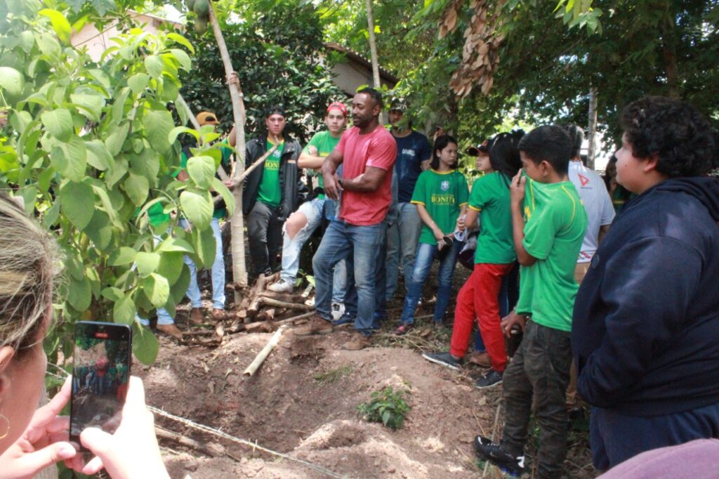 Alunos do Distrito Águas do Miranda participam de atividades do Programa de Educação Ambiental