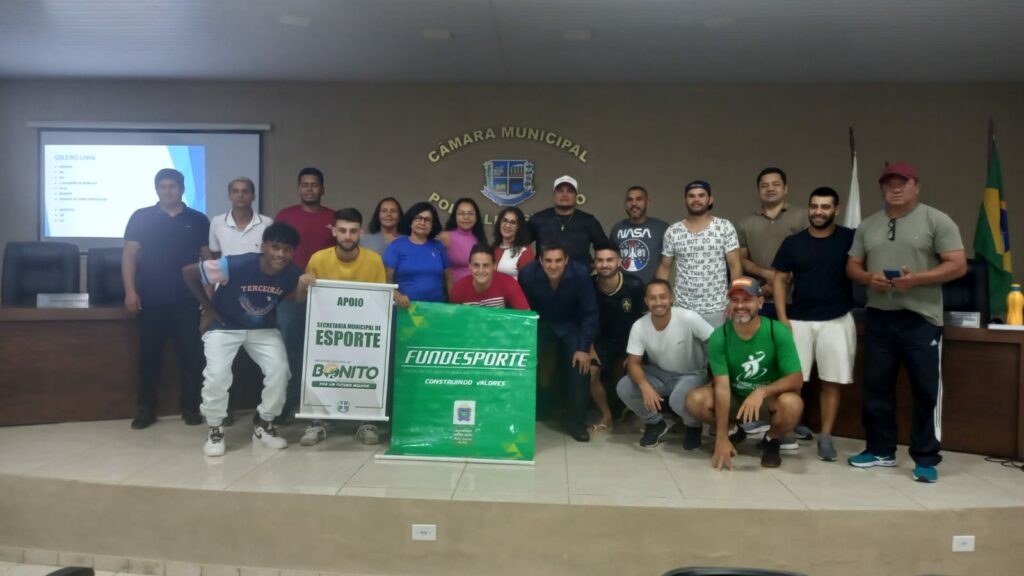 Treinadores e professores de Bonito participam de curso de capacitação sobre treinamento de futsal Treinadores e professores de Bonito participam de curso de capacitação sobre treinamento de futsal