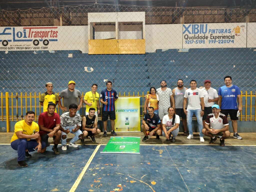 Treinadores e professores de Bonito participam de curso de capacitação sobre treinamento de futsal Treinadores e professores de Bonito participam de curso de capacitação sobre treinamento de futsal