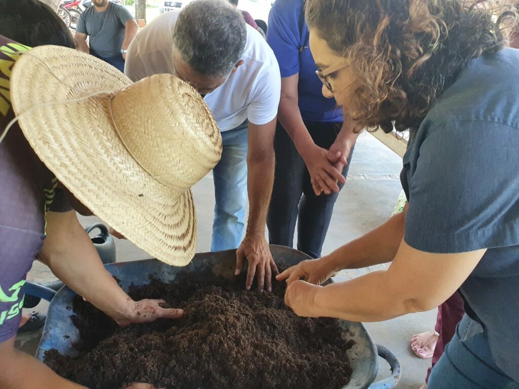 Do plantio ao preparo de alimentos, curso de Cultivo e Manejo da Guavira capacita 14 pessoas em Bonito