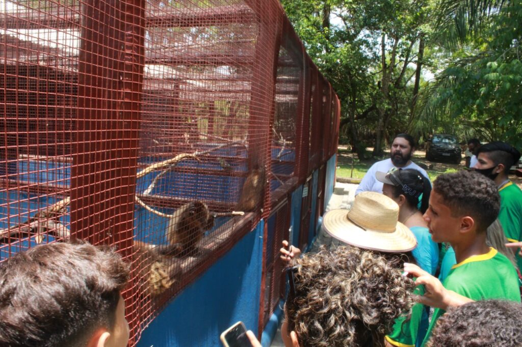 Alunos do Distrito Águas do Miranda participam de visita técnica a projetos ambientais de Bonito