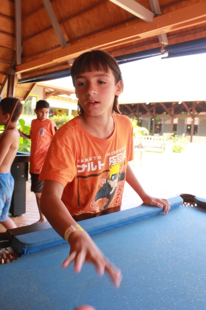 Alunos do Distrito Águas do Miranda participam de dia de recreação no Zagaia