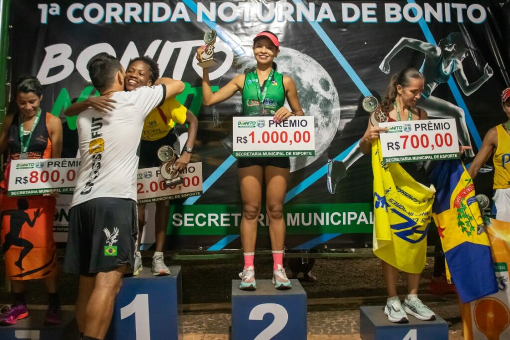 1ª Bonito Night Run envolve mais de 200 atletas e estreia iluminação noturna na MS-178