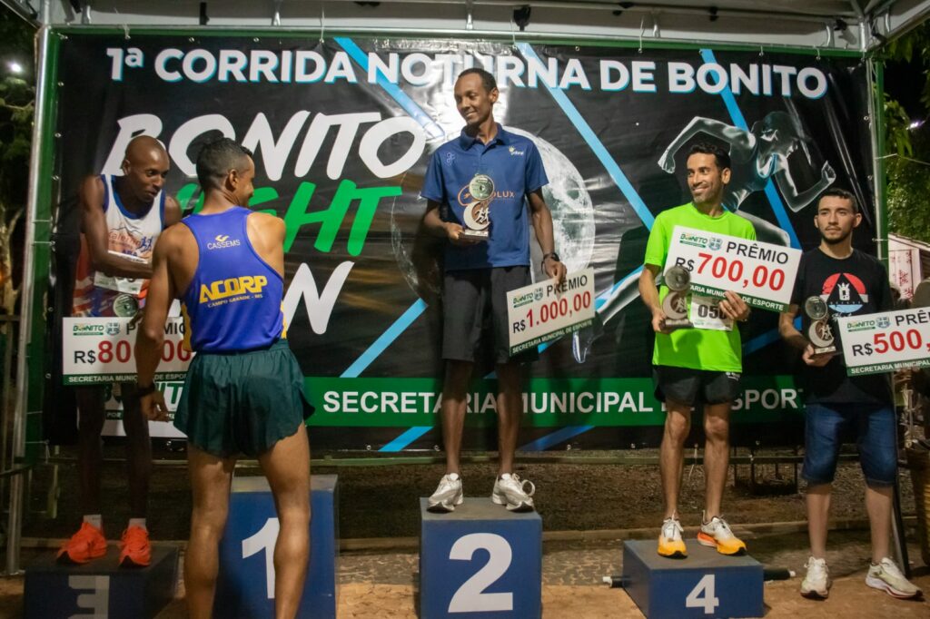 1ª Bonito Night Run envolve mais de 200 atletas e estreia iluminação noturna na MS-178