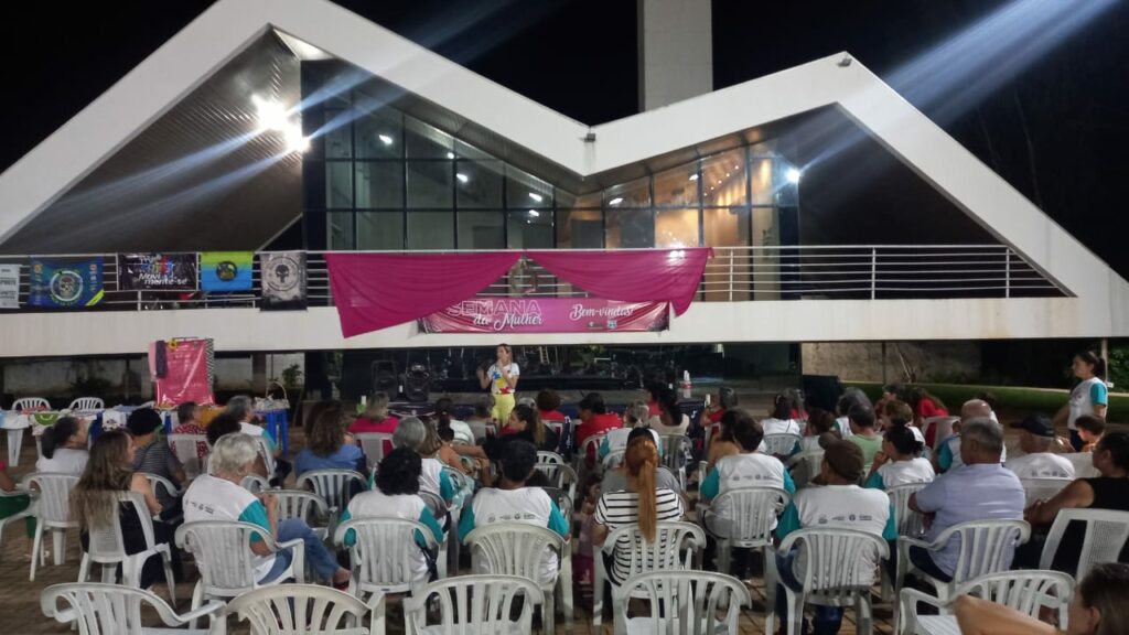 Prefeitura promove Semana da Mulher no CMU Prefeitura promove Semana da Mulher no CMU