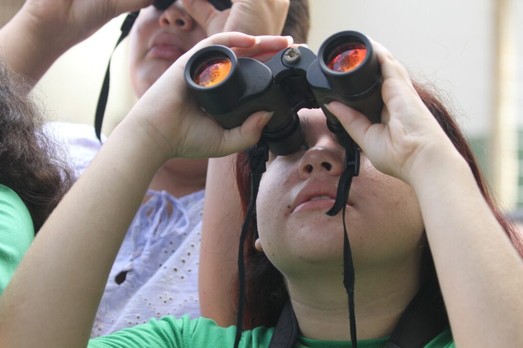 Juventude do Águas do Miranda participa de curso de observação de aves e cria clube de observadores