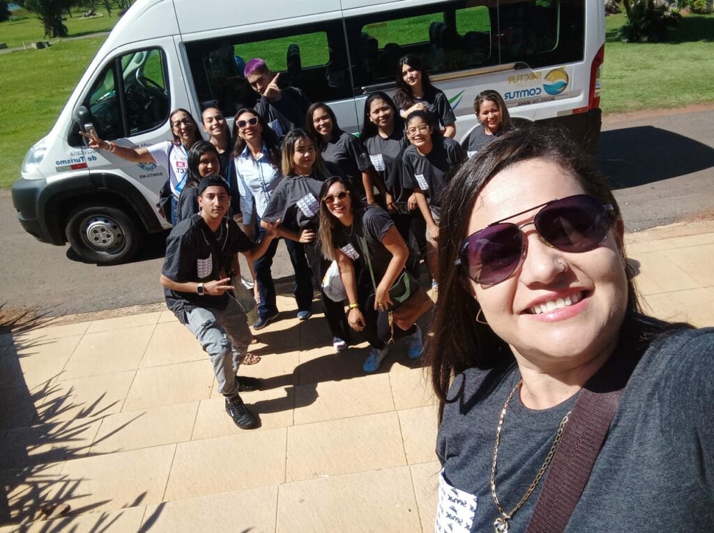 Curso 'Técnicas de Recepção em Meios de Hospedagem' tem participação de 23 jovens em Bonito