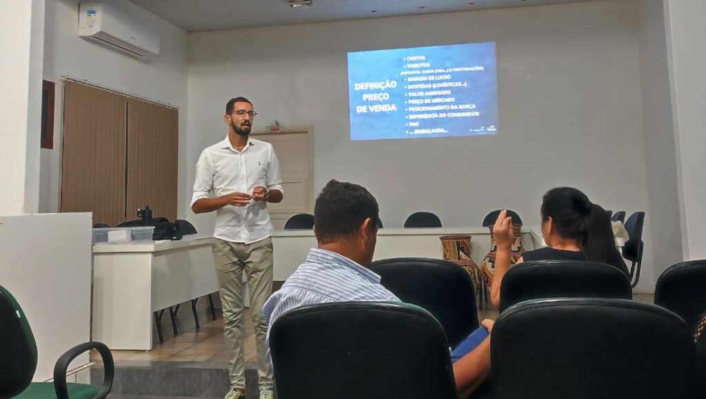 Curso de Formação de Preço de Vendas capacita 16 novos alunos Curso de Formação de Preço de Vendas capacita 16 novos alunos
