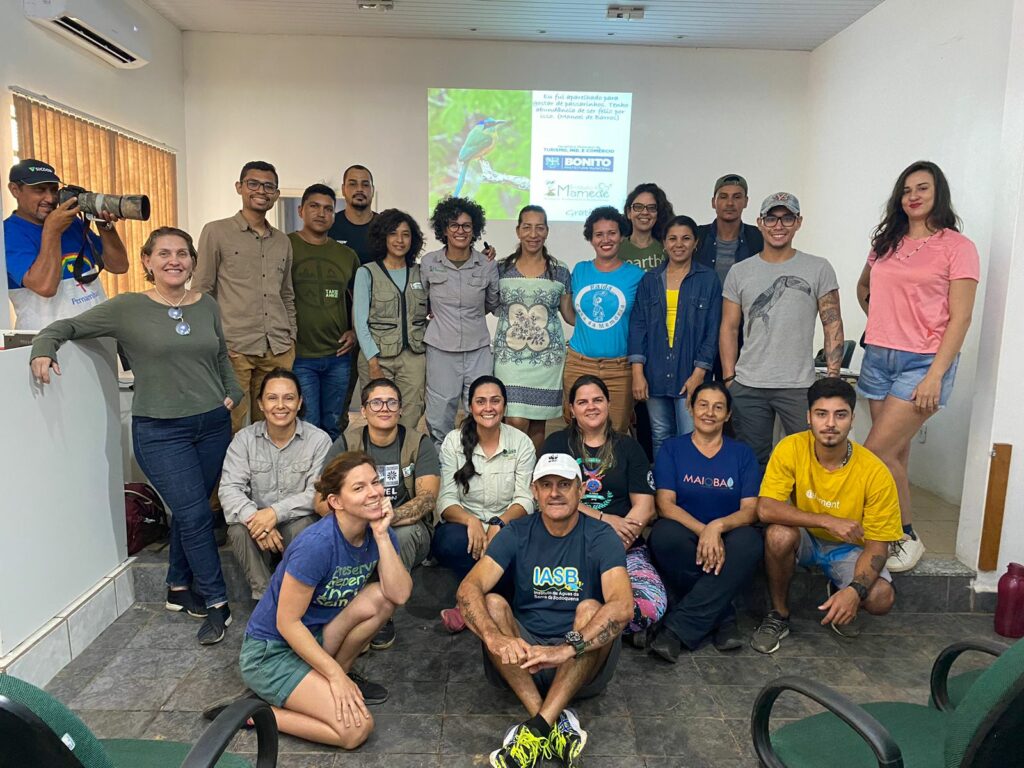 Curso em Técnicas de Observação e Identificação de Aves conta com 22 participantes em Bonito