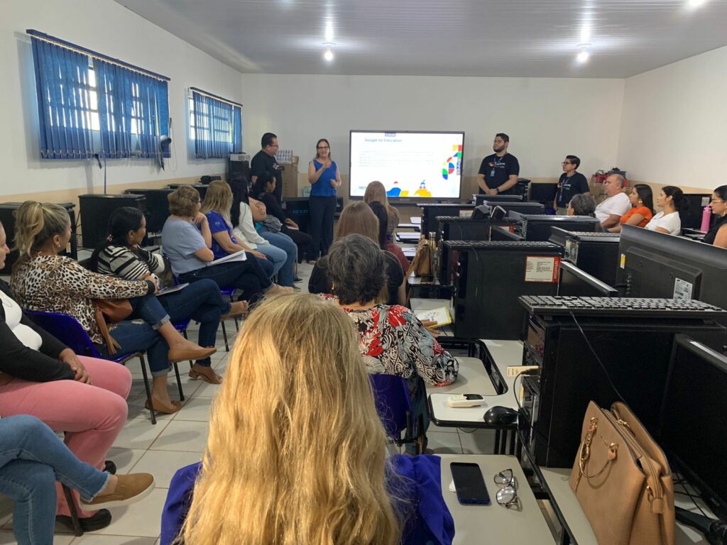 Bonito adquiri lousas digitais e chromebooks para auxiliar no aprendizado dos alunos da rede pública Bonito adquiri lousas digitais e chromebooks para auxiliar no aprendizado dos alunos da rede pública