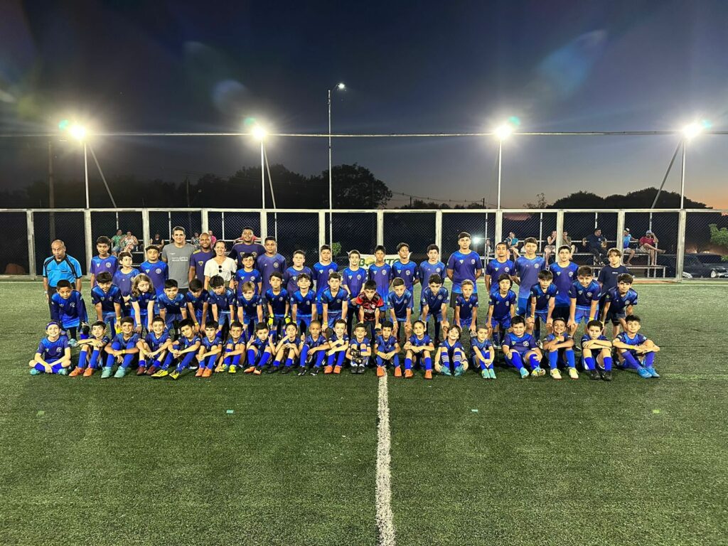 Associação Atlética Gol Bonito encerra atividades de 2023 com jogos e brincadeiras entre as crianças Associação Atlética Gol Bonito encerra atividades de 2023 com jogos e brincadeiras entre as crianças