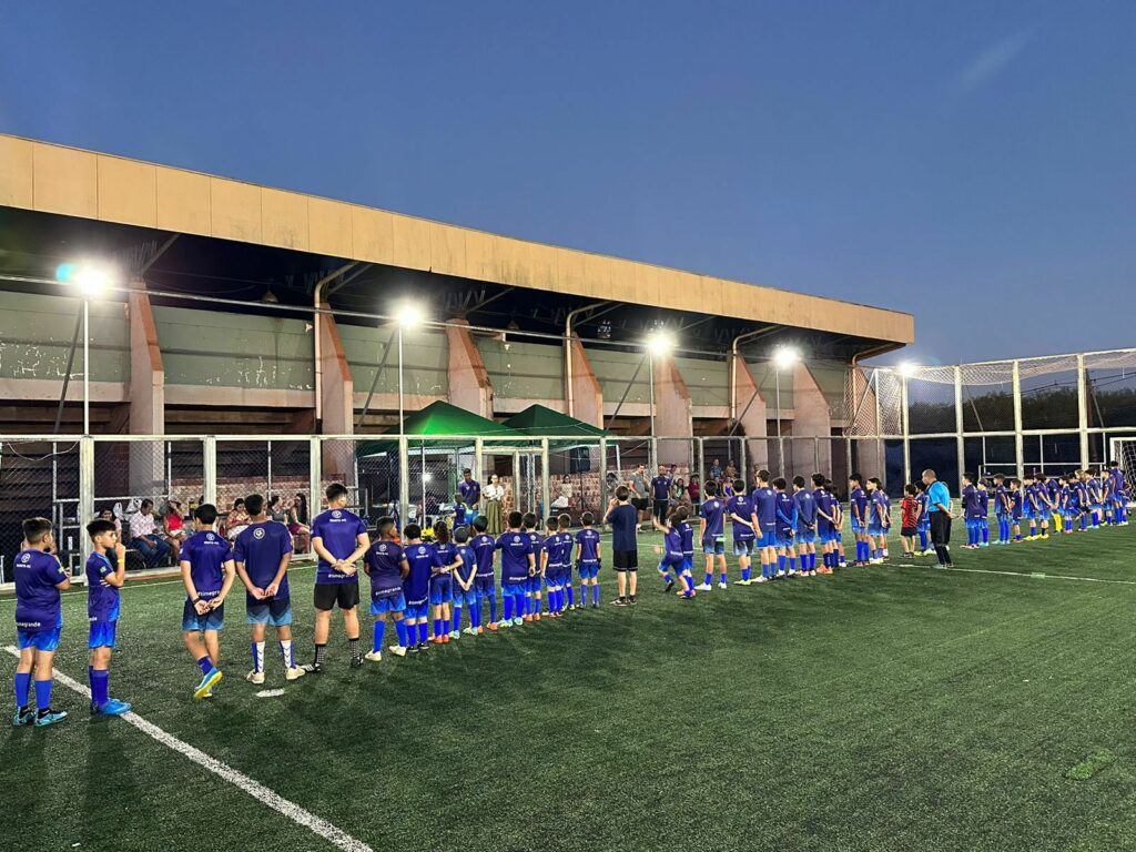 Associação Atlética Gol Bonito encerra atividades de 2023 com jogos e brincadeiras entre as crianças