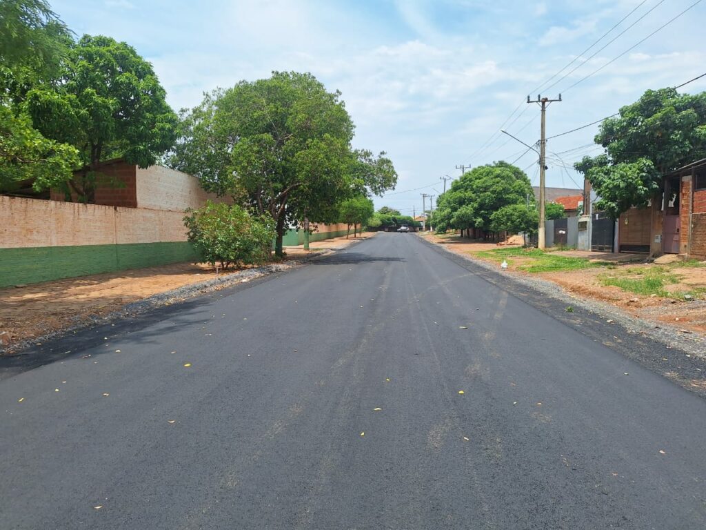 Obras avançam em Bonito, com pavimentação dos bairros Marambaia II e Cohab