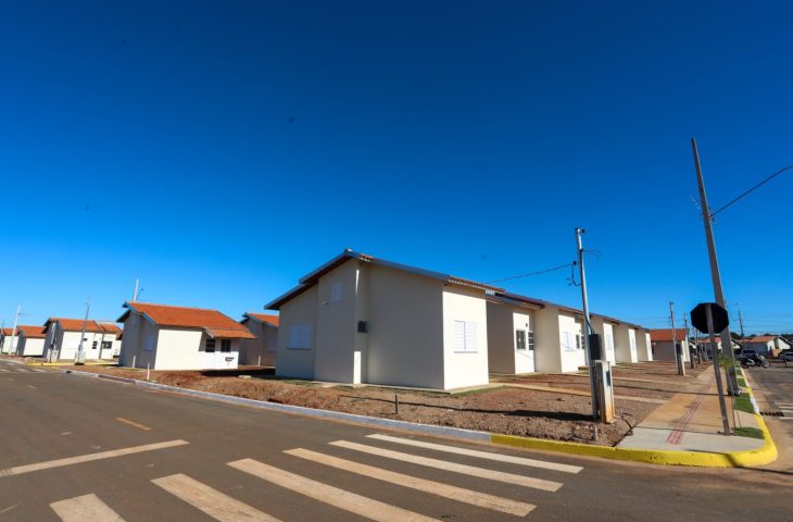 Estado e município entregam 50 moradias e melhorias que totalizam R$ 42 milhões