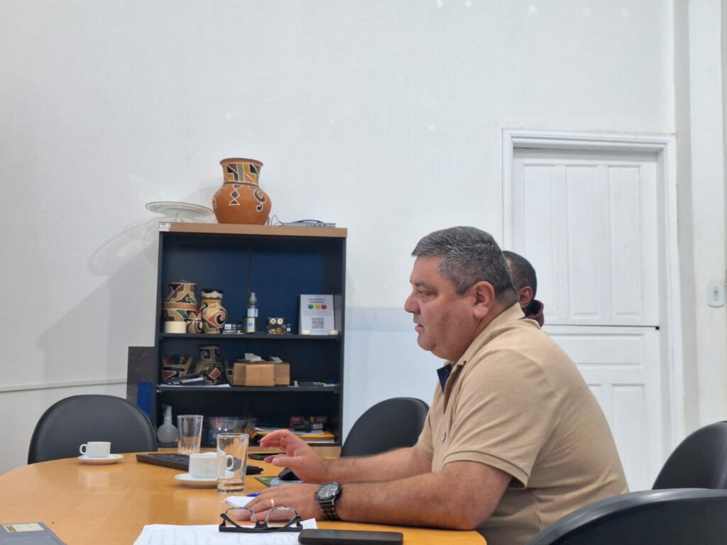 Reunião debate impactos causados por javalis e javaporcos em Bonito Reunião debate impactos causados por javalis e javaporcos em Bonito