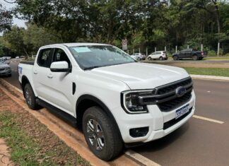 Prefeitura recebe do Governo do Estado uma caminhonete Ranger para reforço na área da saúde Category Template 1