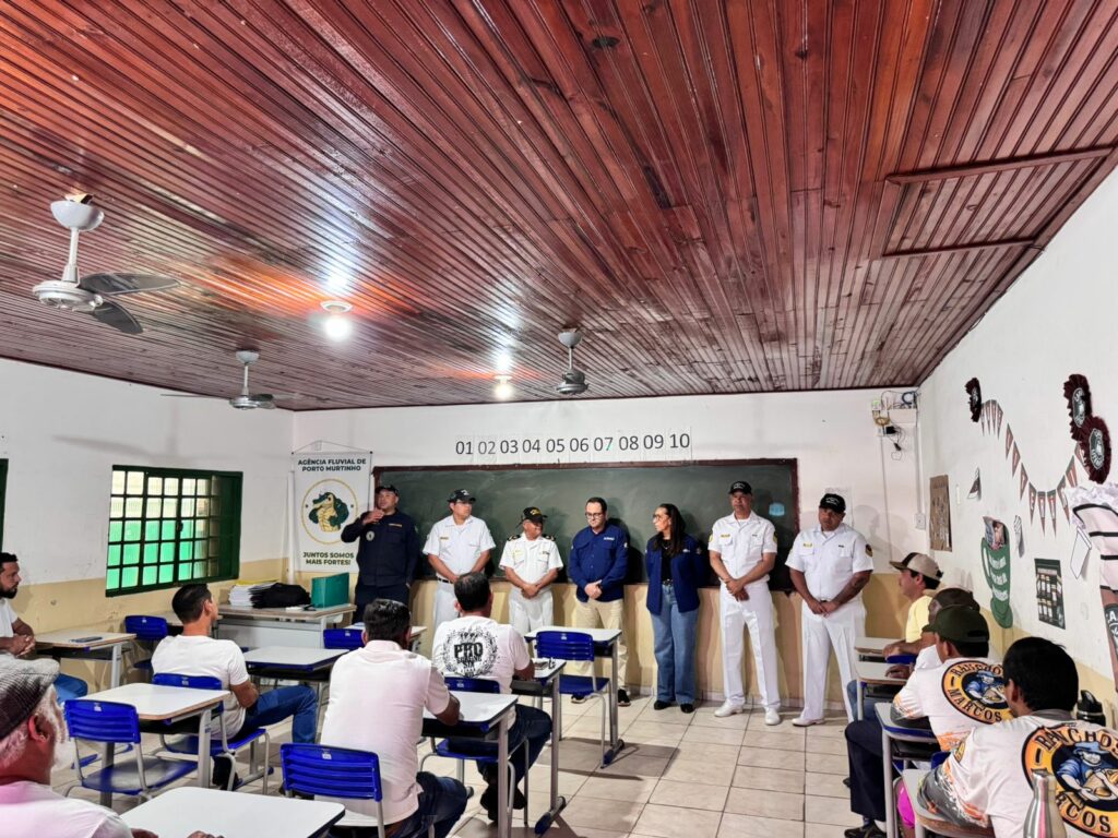 Prefeitura de Bonito e Marinha promovem curso de aquaviários no Águas do Miranda Prefeitura de Bonito e Marinha promovem curso de aquaviários no Águas do Miranda