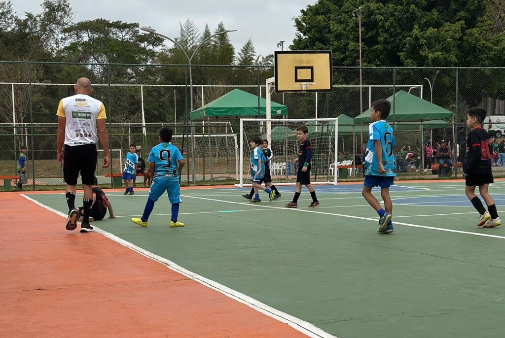 Bonito encerra Jogos Escolares 2025 com mais de 1.200 estudantes envolvidos Bonito encerra Jogos Escolares 2025 com mais de 1.200 estudantes envolvidos