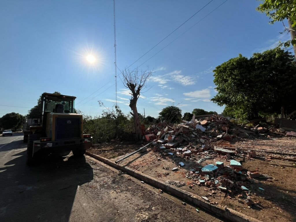Prefeitura retoma área da antiga Associação de Moradores da Marambaia