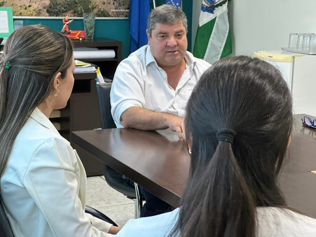 Prefeito Josmail Rodrigues reúne secretariado e destaca compromisso com a responsabilidade e eficiência na gestão Prefeito Josmail Rodrigues reúne secretariado e destaca compromisso com a responsabilidade e eficiência na gestão