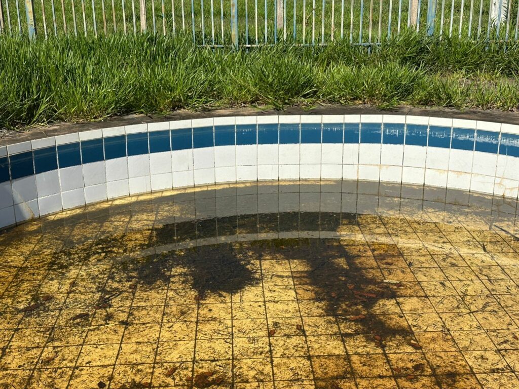 Prefeitura de Bonito notifica Associação Atlética por terreno abandonado no Jardim Andreia Prefeitura de Bonito notifica Associação Atlética por terreno abandonado no Jardim Andreia