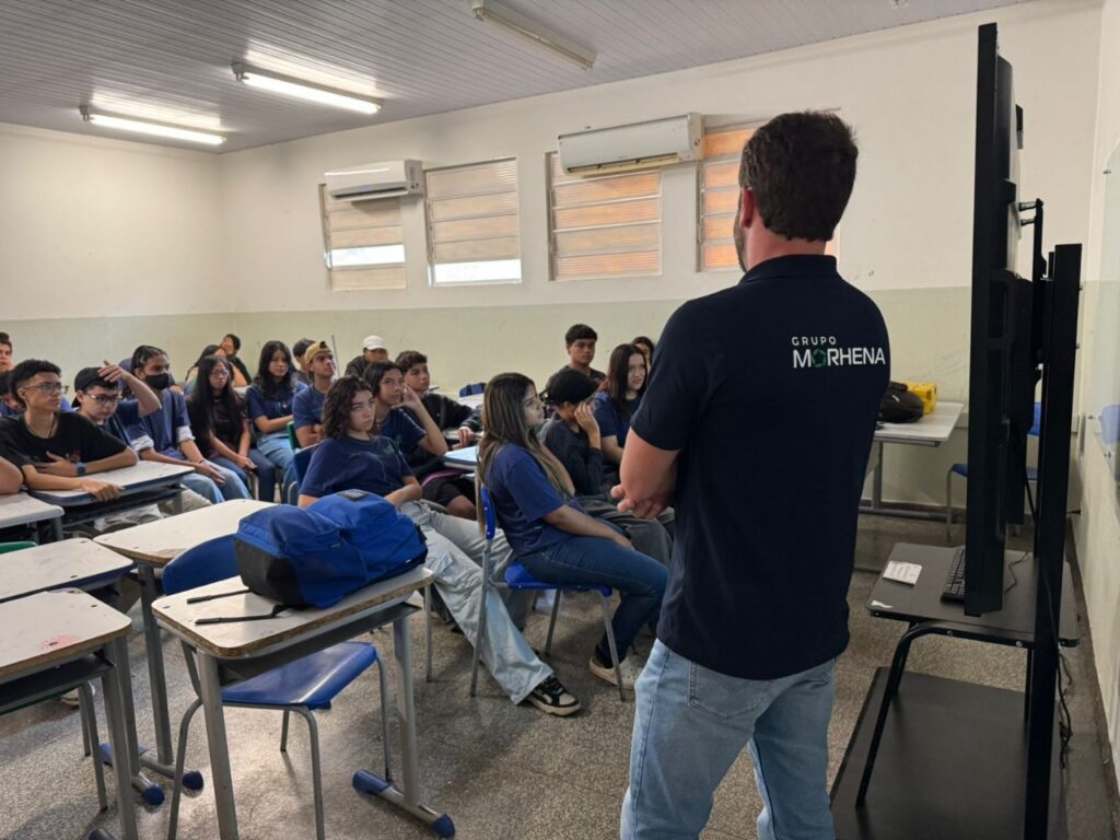 Palestras de Educação Ambiental orientam alunos sobre reciclagem em Bonito Palestras de Educação Ambiental orientam alunos sobre reciclagem em Bonito