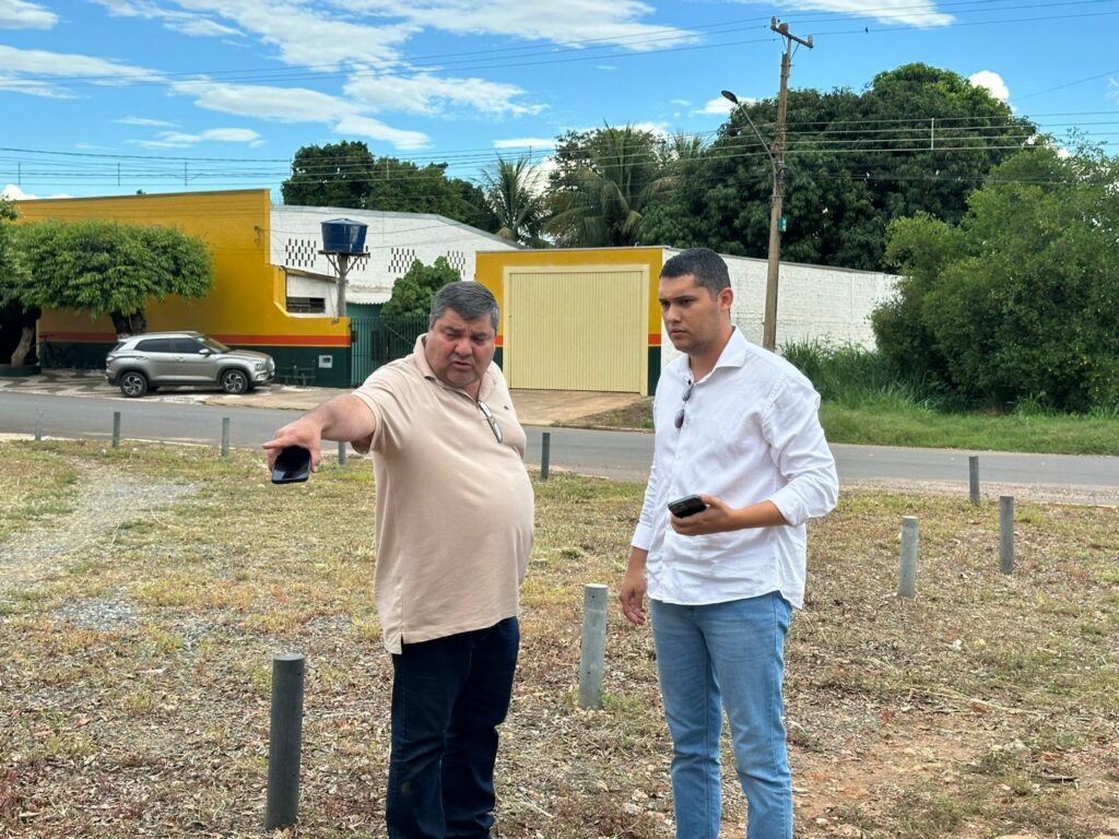 Após alagamento pontual, prefeito Josmail Rodrigues determina novas ações na Rua Pérsio Shamann