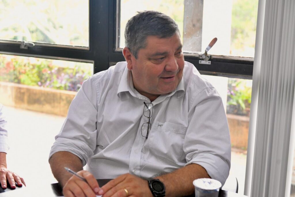 Bonito garante novo aparelho de raio X digital e avança em demandas da saúde