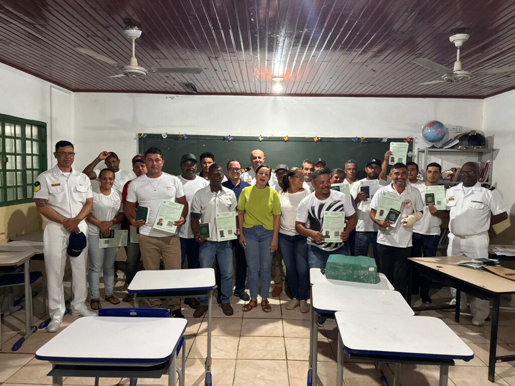 Entrega de certificados marca conclusão do Curso de Formação de Aquaviários em Águas do Miranda