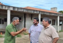 Prefeito Josmail Rodrigues fiscaliza obras da Creche da Vila Marambaia