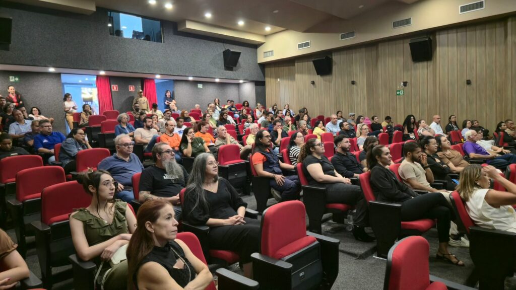 Bonito apresenta modelo de gestão turística durante agenda em Barra do Garças (MT)