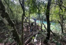 Prefeitura apoia Ministério Público e PMA em demolição de estruturas irregulares no Rio Formoso