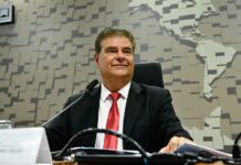 Senado Federal concede Voto de Aplauso a Bonito por destaque mundial no ecoturismo