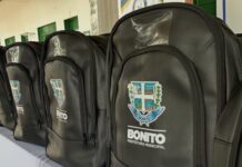 Prefeitura de Bonito entrega 2,6 mil mochilas aos alunos da rede municipal