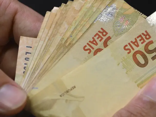 Prefeitura paga salário de servidores municipais nesta sexta-feira (28)