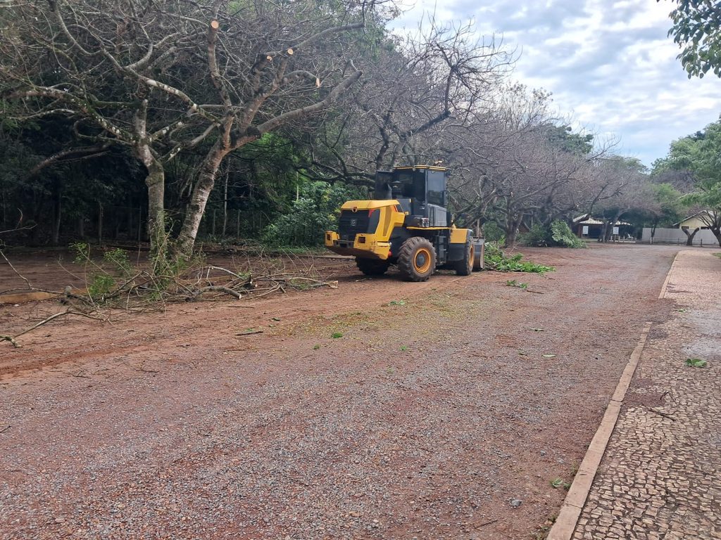 Balneário Municipal recebe serviços de manutenção e melhorias Balneário Municipal recebe serviços de manutenção e melhorias