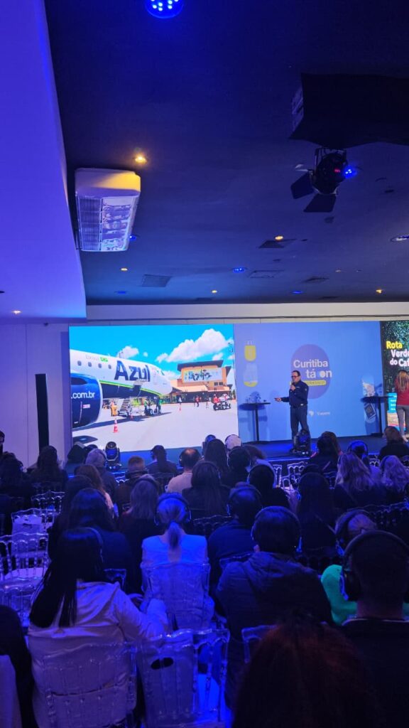 Bonito apresenta modelo de turismo sustentável a agentes de viagens em Curitiba