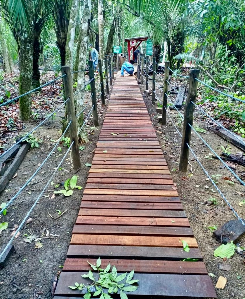 Balneário Municipal conclui construção e reforma dos decks Balneário Municipal conclui construção e reforma dos decks