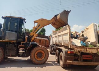 Secretaria de Obras realiza mutirão de limpeza na Vila Machado Category Template 1