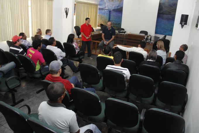 Demtrat realiza curso de motofretista em Bonito