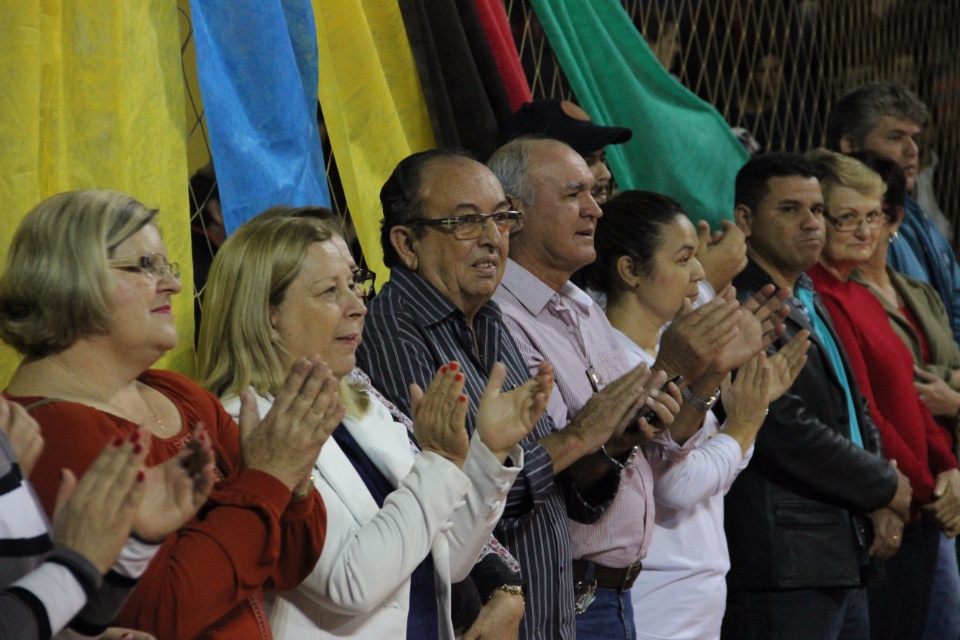 Jogos Escolares de Bonito foram abertos nesta segunda-feira